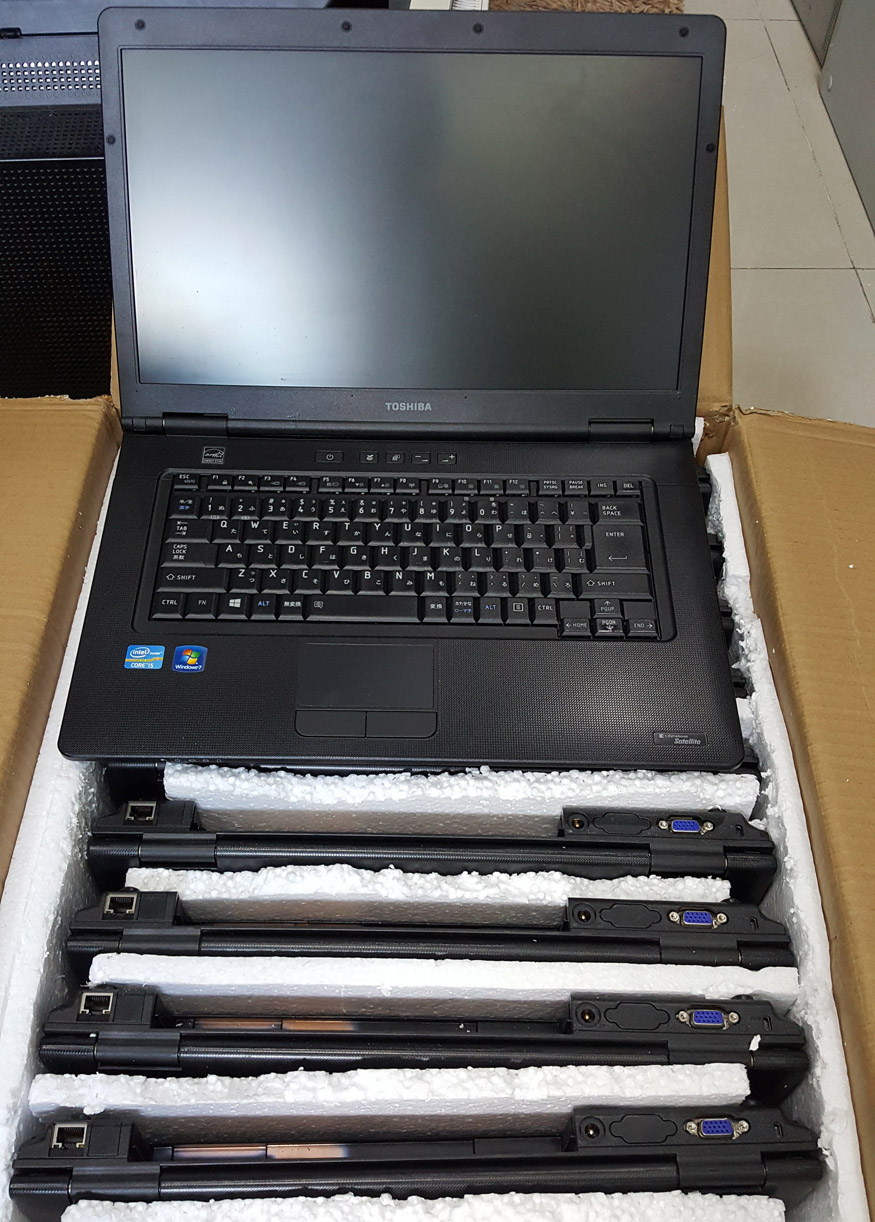 Laptop Toshiba B552 Core I3, 4G, 320G, Màn hình 15.6 inch